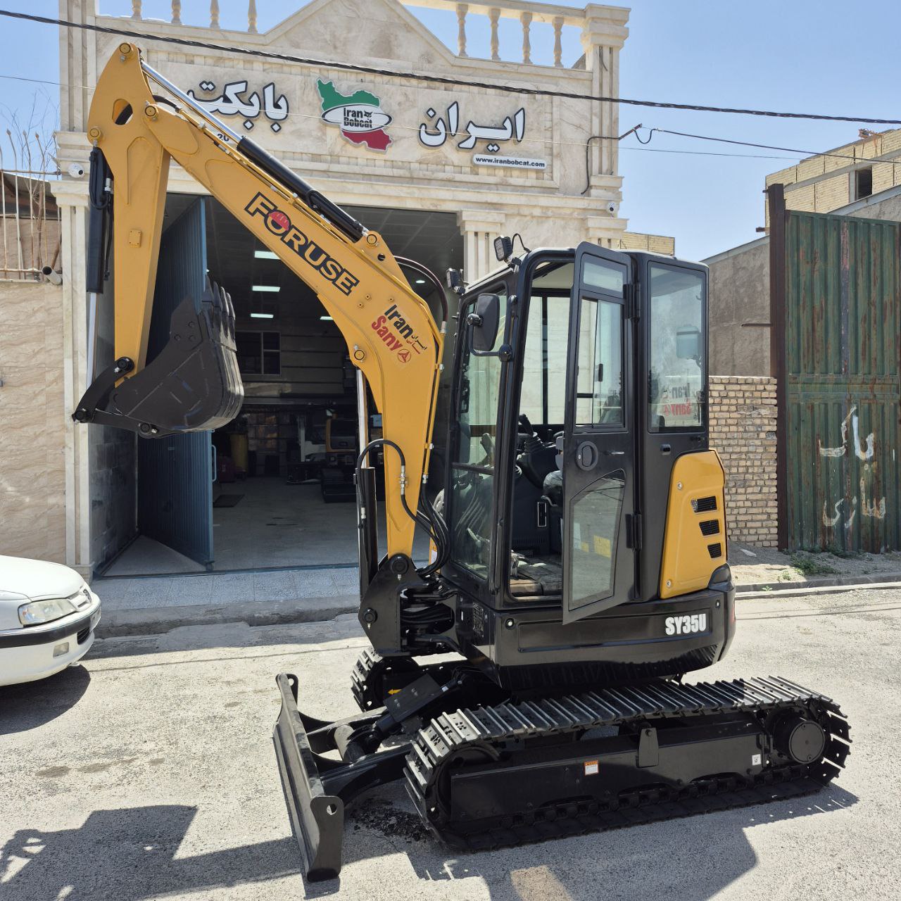 مینی بیل 3.5 تن سانی