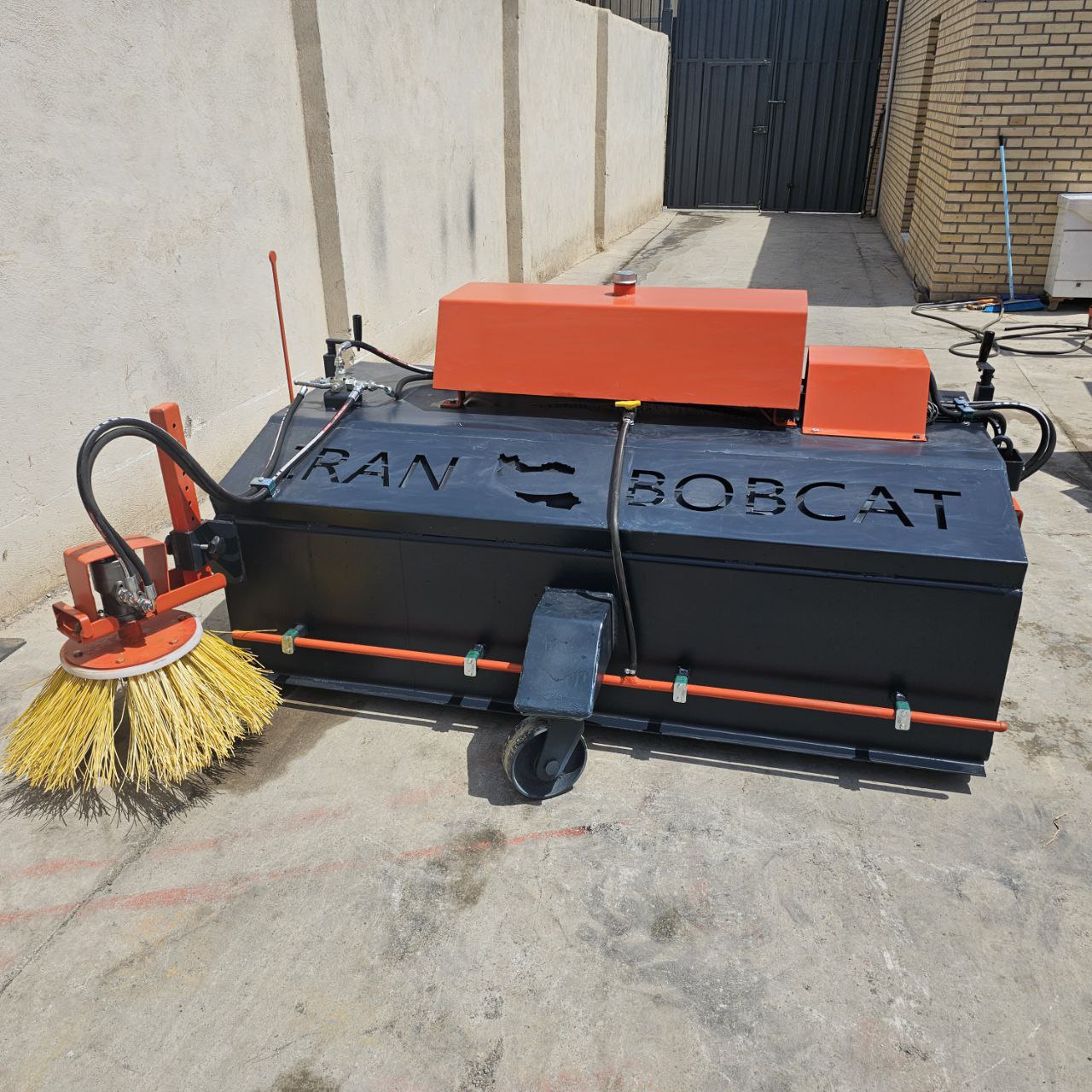 جارو بابکت مکانیکی